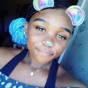 Meet your Posher, Monique